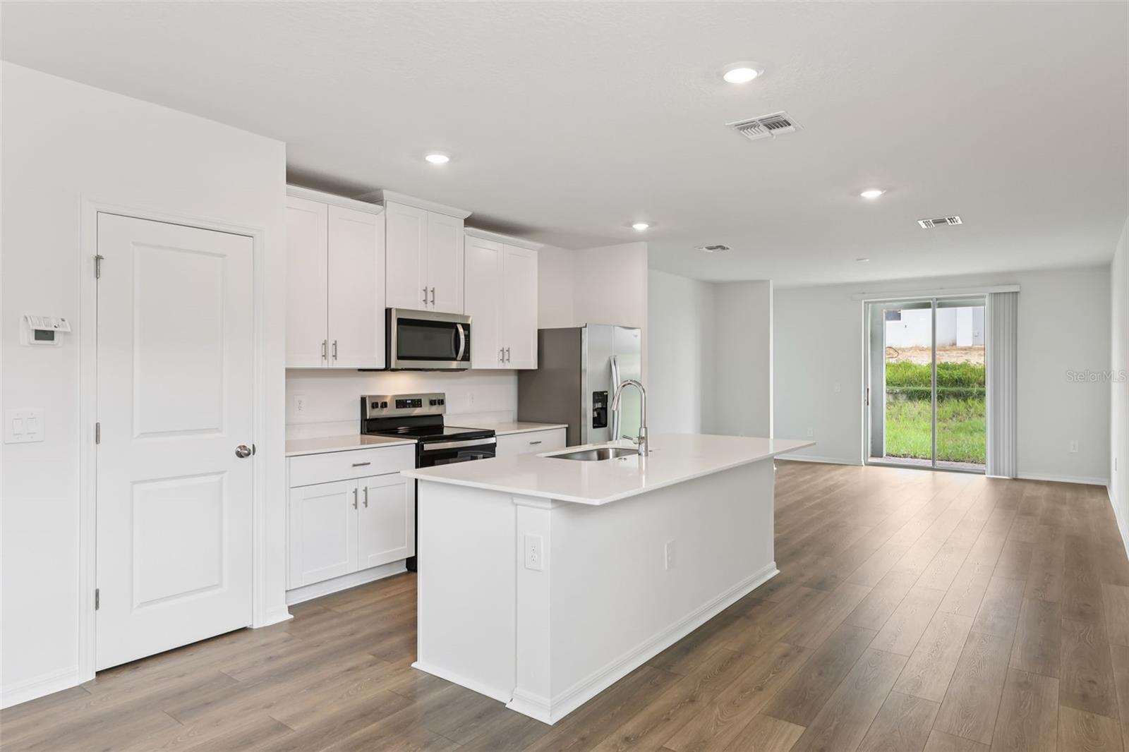 HAMILTON BLUFF - Residential