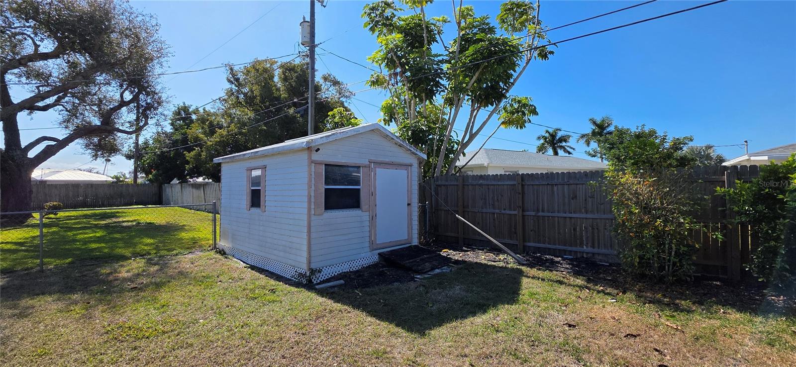 VENICE GARDENS - Residential