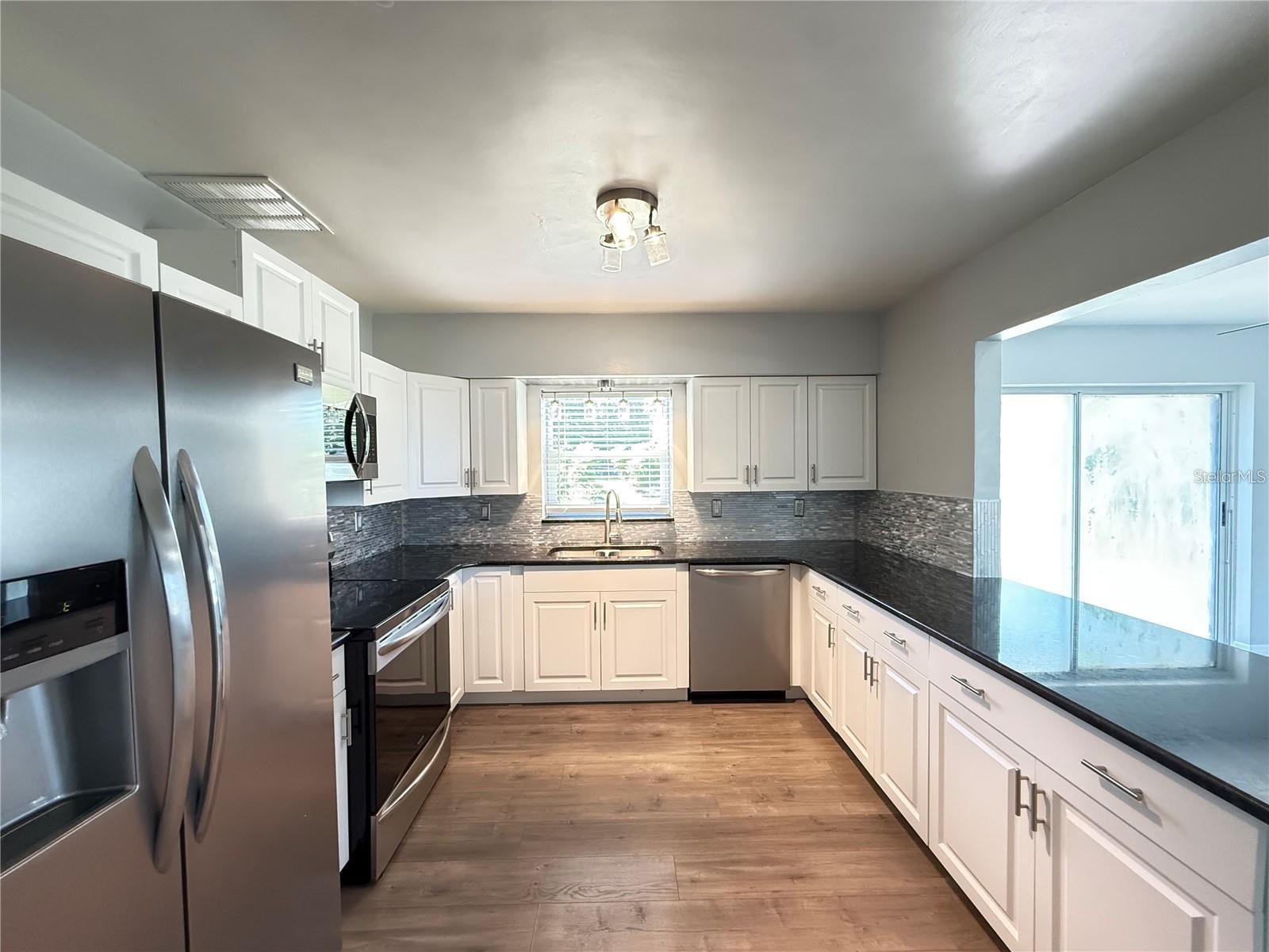 FANNING SHORES SUB - Residential