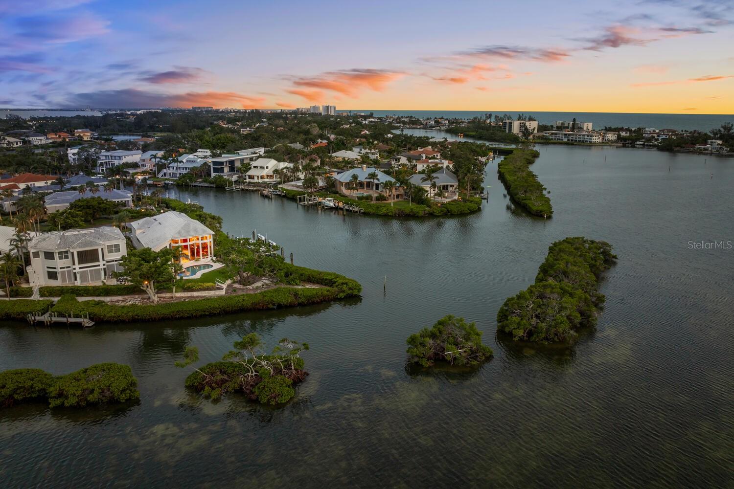 QUEENS HARBOUR - Residential