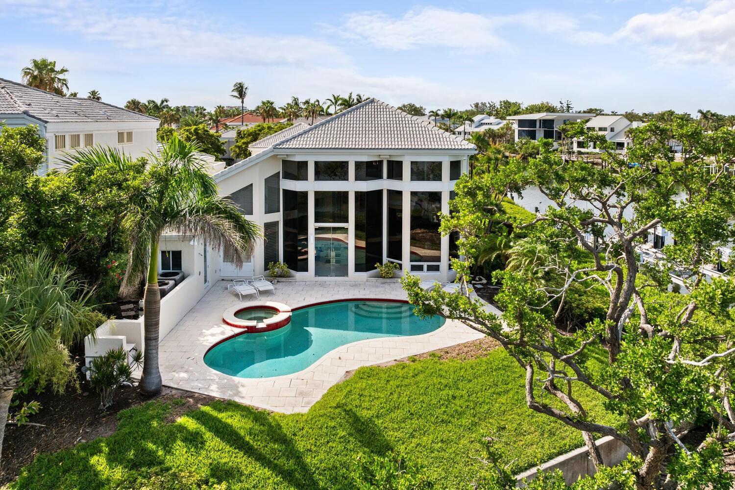 QUEENS HARBOUR - Residential