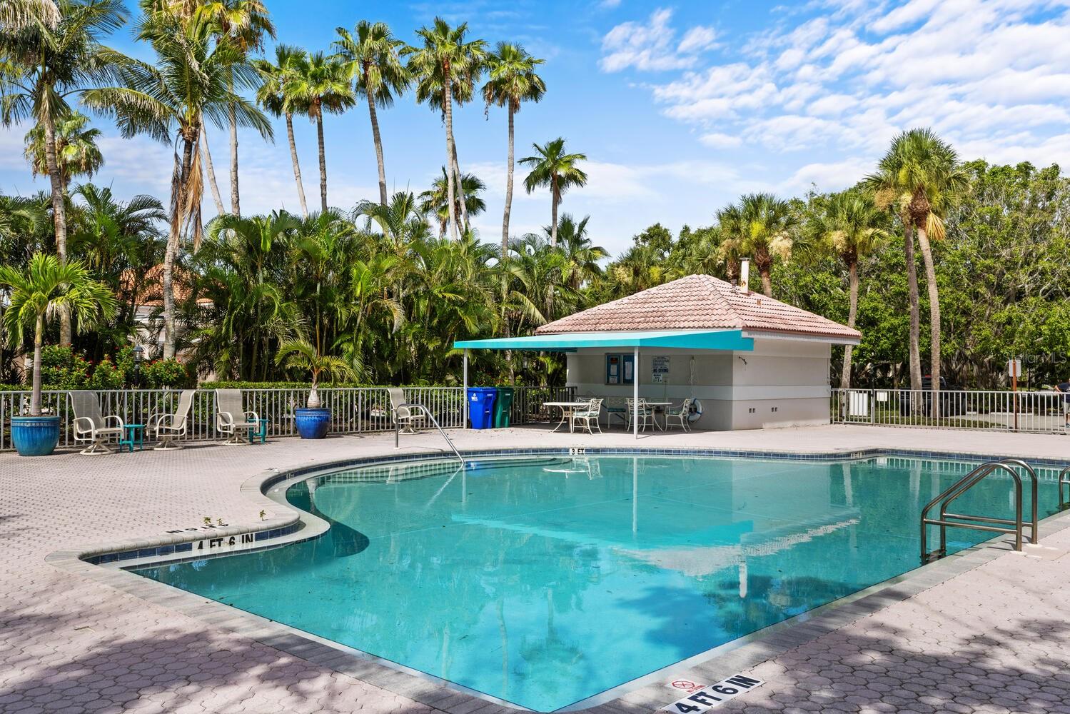 QUEENS HARBOUR - Residential