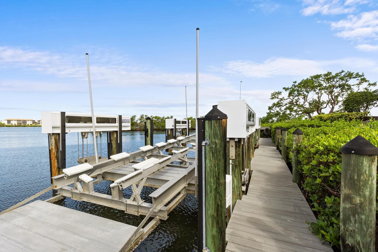 QUEENS HARBOUR - Residential