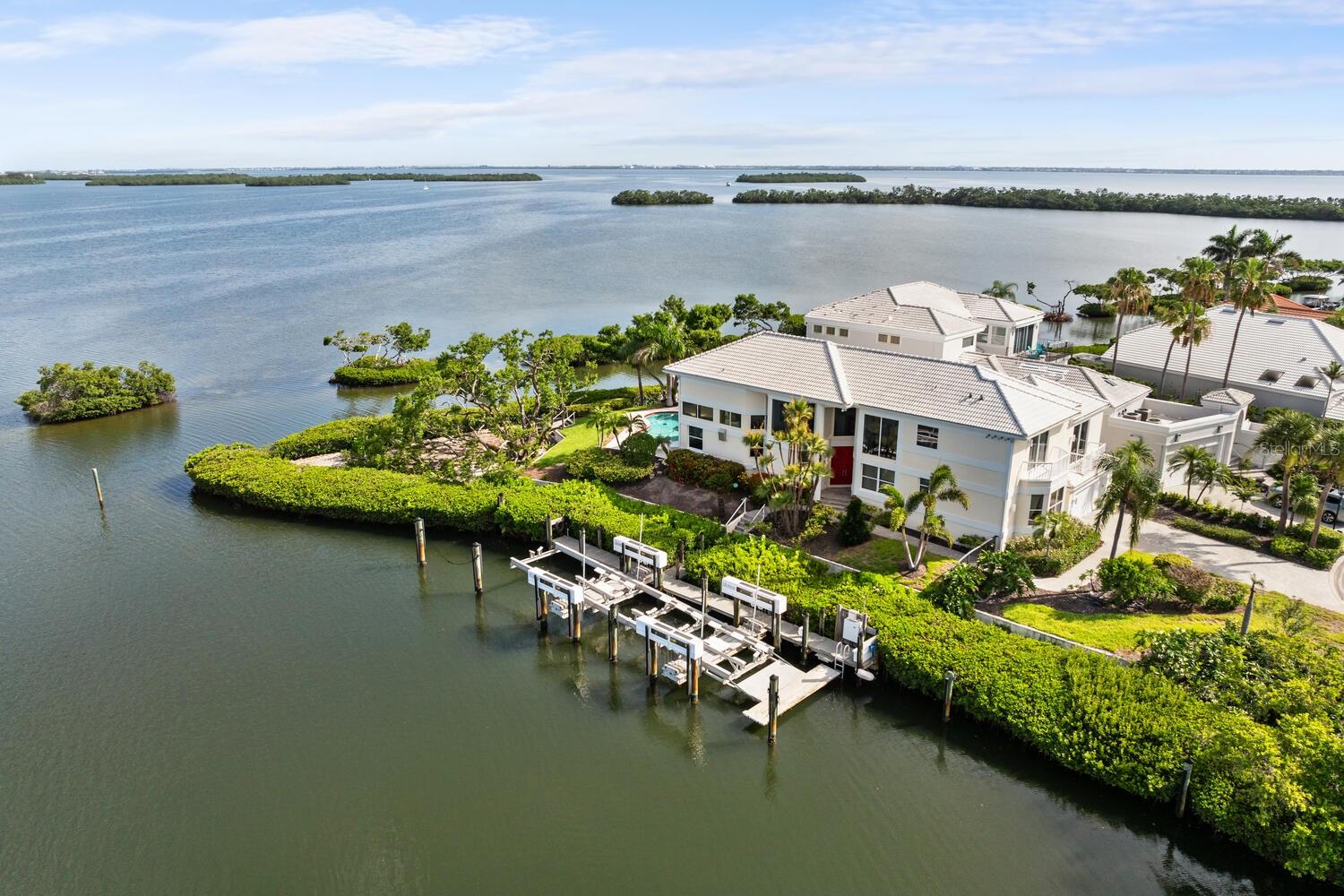 QUEENS HARBOUR - Residential