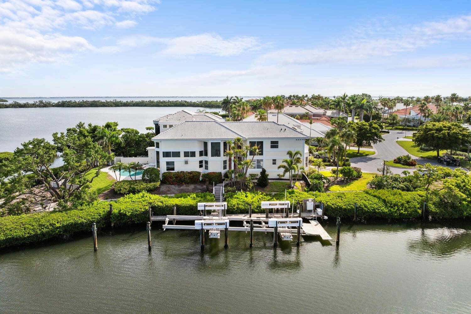 QUEENS HARBOUR - Residential