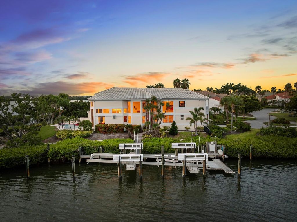 Photo of 3576 Fair Oaks Way, Longboat Key, FL 34228 (MLS # A4658145)