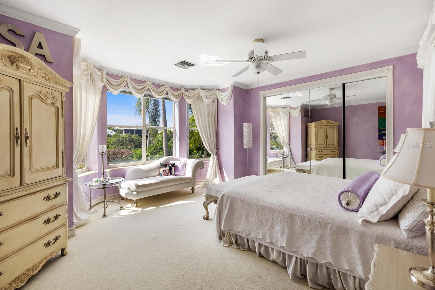 QUEENS HARBOUR - Residential