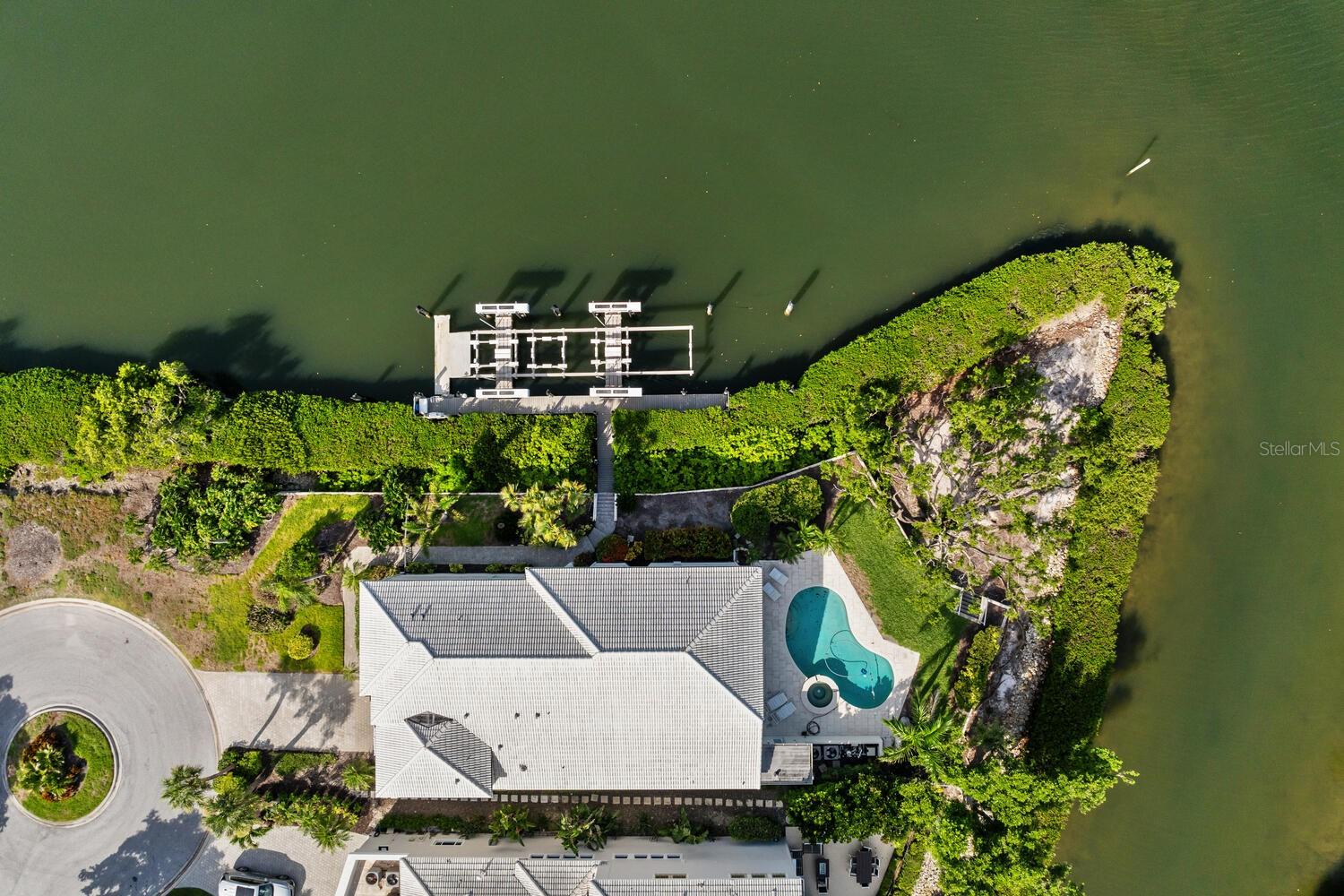 QUEENS HARBOUR - Residential