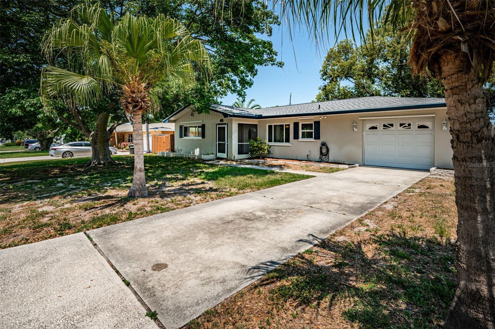 1622 ELIZABETH LANE