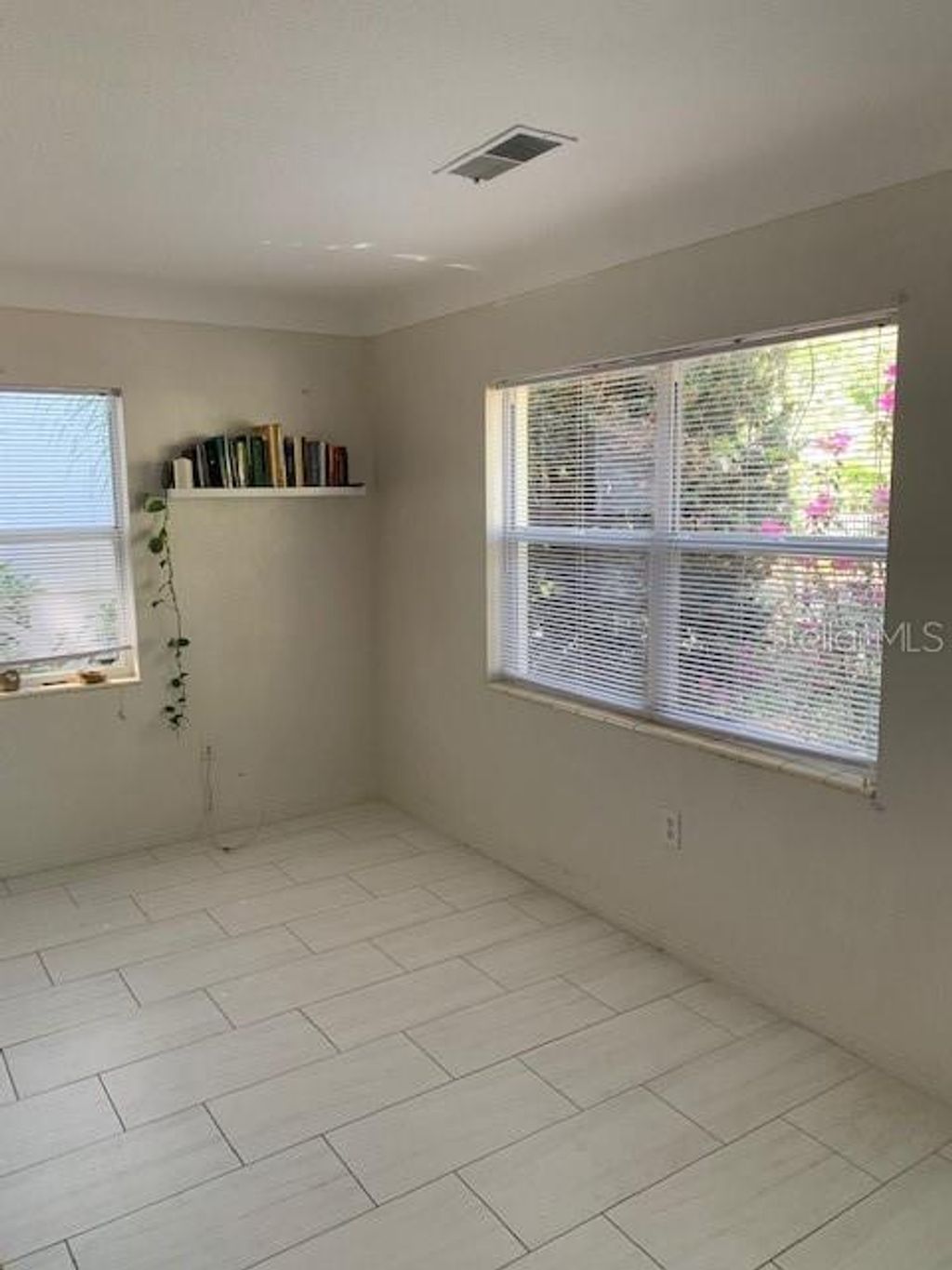 Photo of St Petersburg, FL 33701 (MLS # TB8504309)