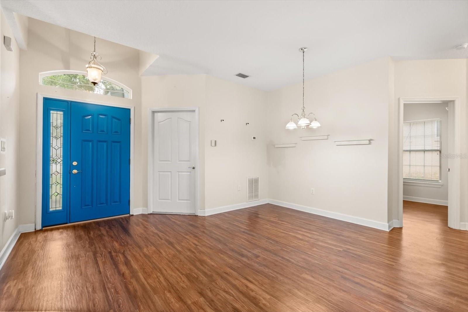 EUSTIS TOWNHILL SUB - Residential