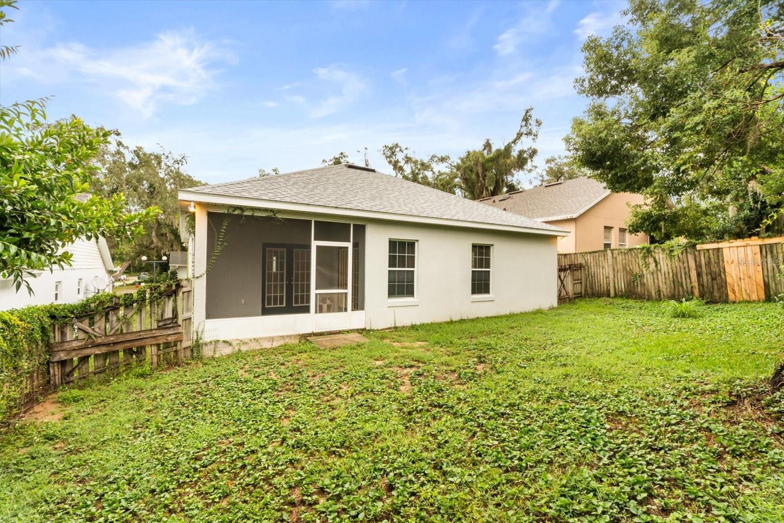 EUSTIS TOWNHILL SUB - Residential