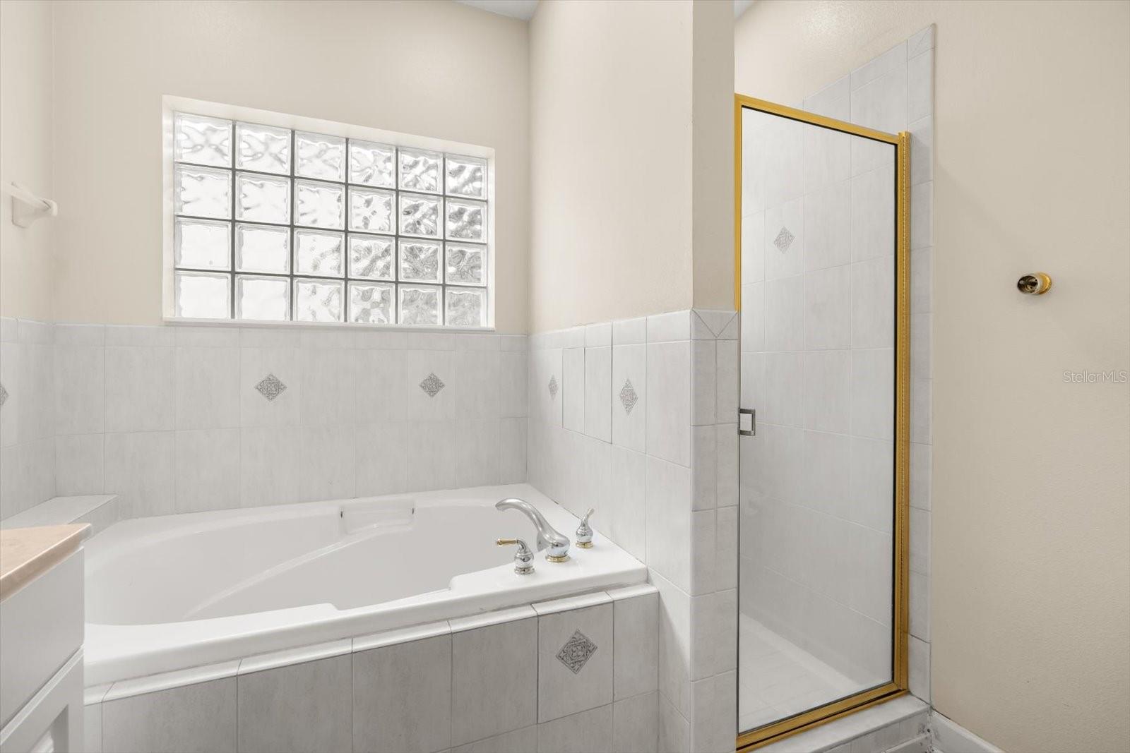 EUSTIS TOWNHILL SUB - Residential