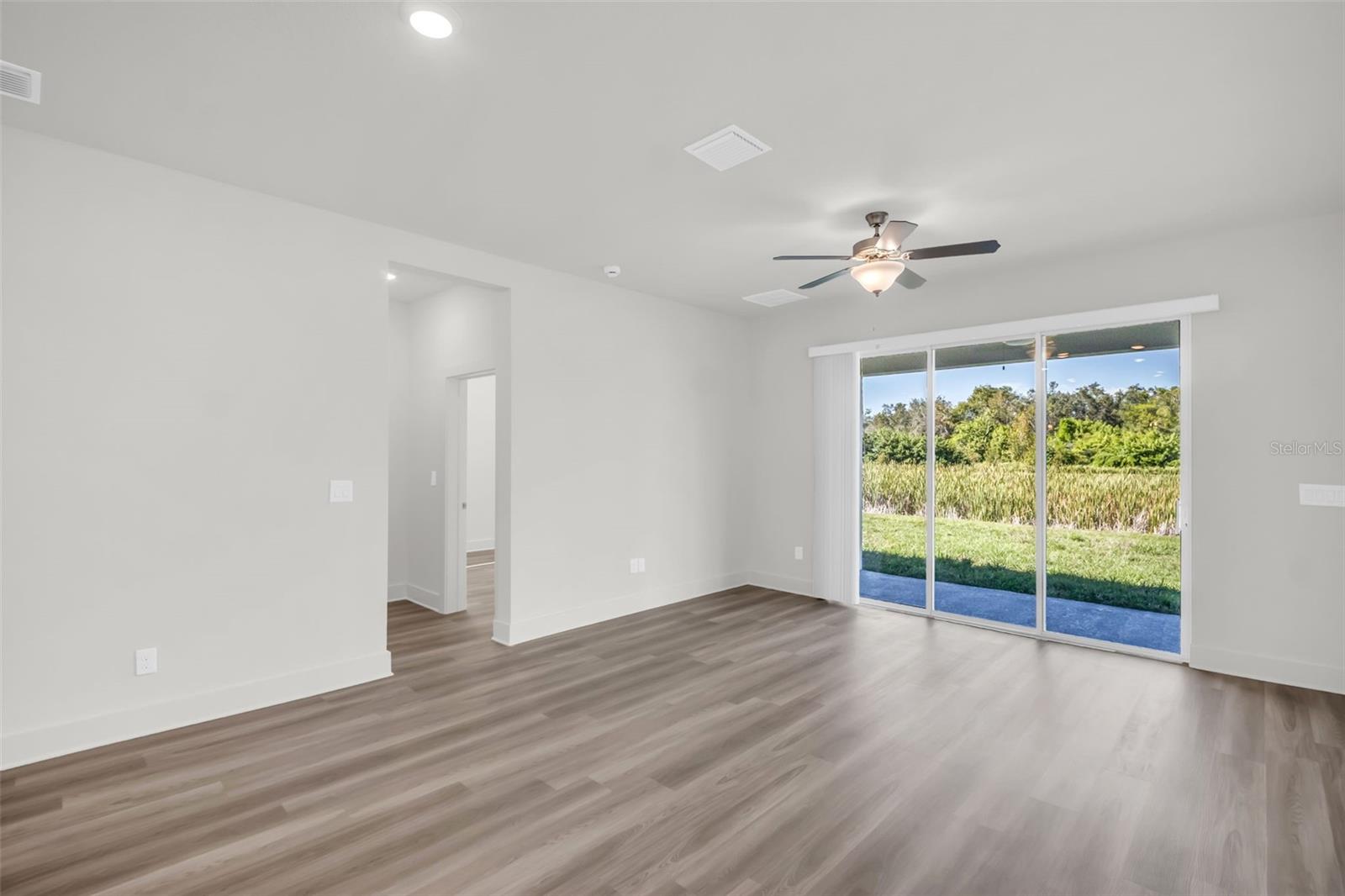 EMERALD FIELDS - Residential