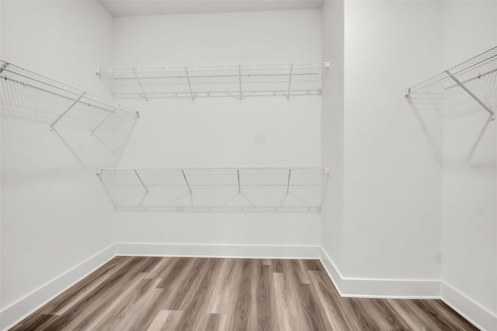 EMERALD FIELDS - Residential