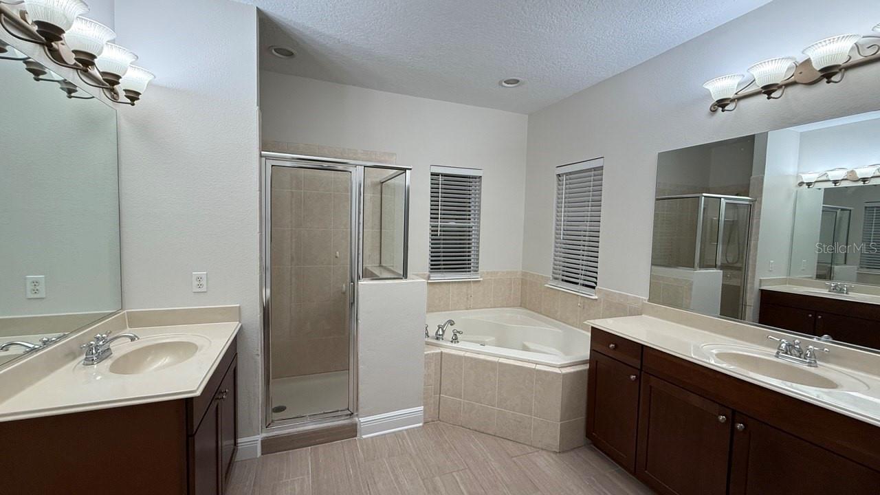 ENCLAVE/BERKSHIRE PARK B G H I - Residential Lease