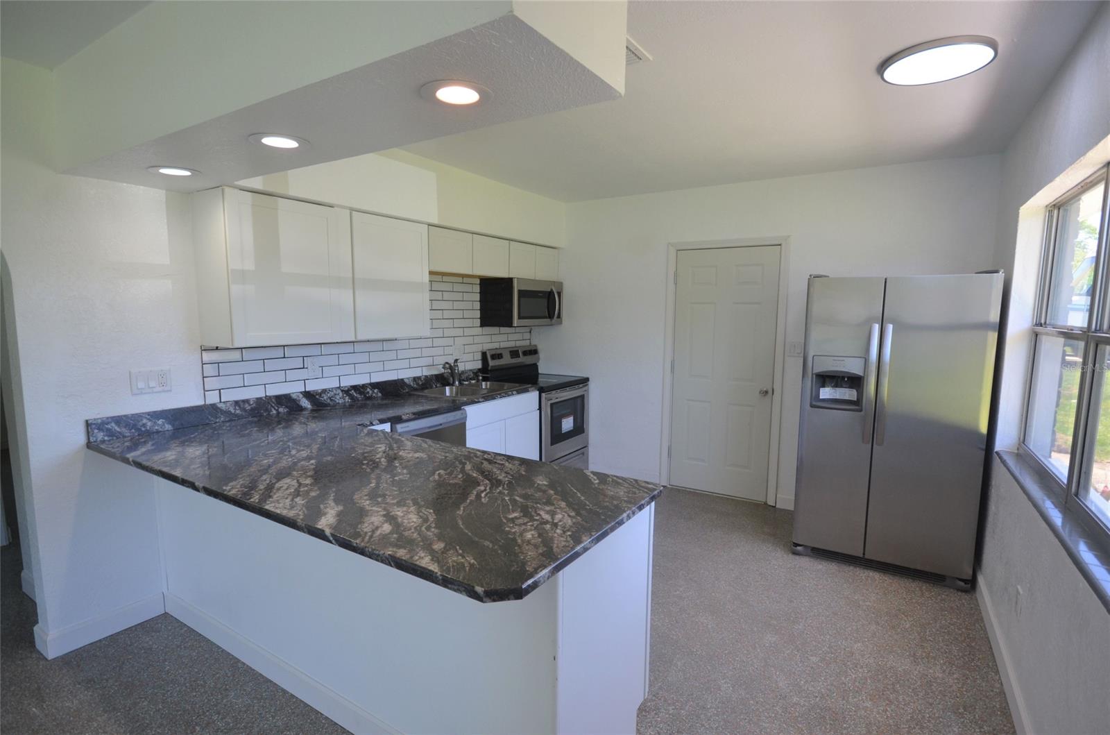 Florida Shores 01 - Residential