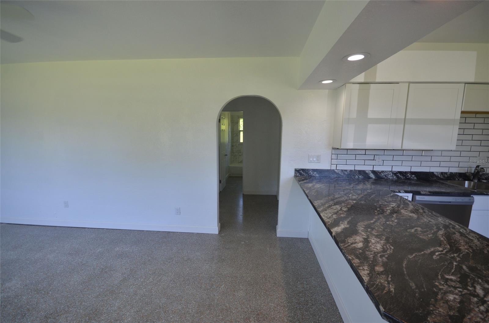 Florida Shores 01 - Residential