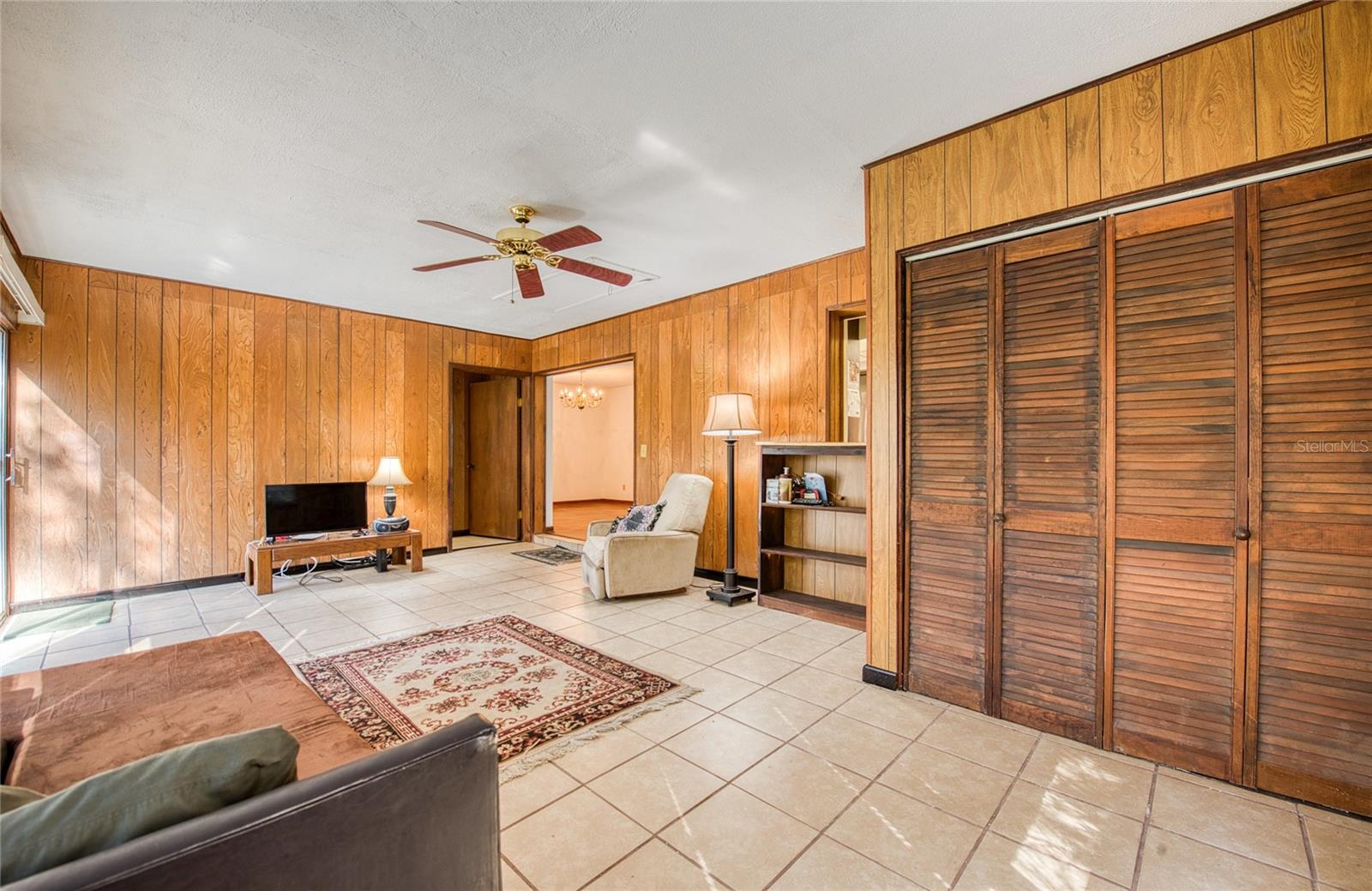 HENDERSON ROAD SUB UNIT 5 - Residential