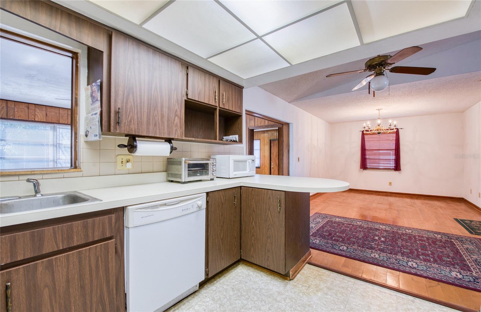 HENDERSON ROAD SUB UNIT 5 - Residential