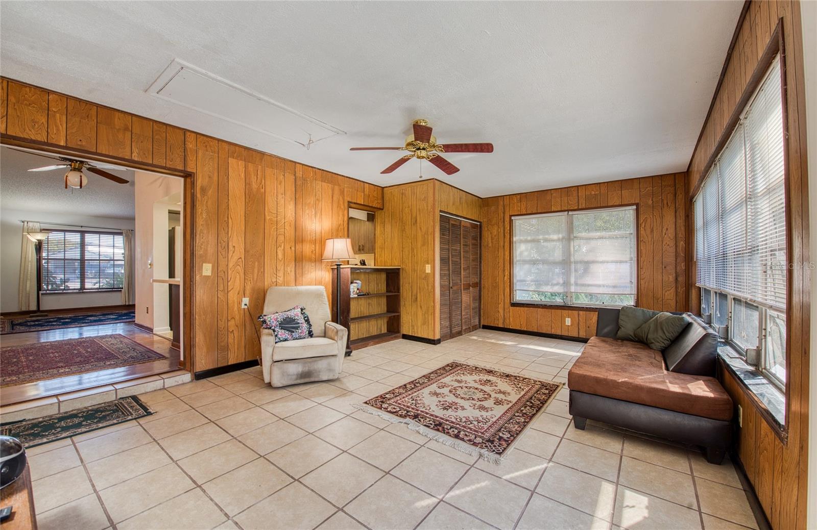 HENDERSON ROAD SUB UNIT 5 - Residential