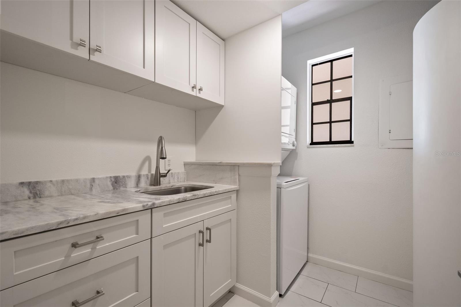 CLOISTERS CONDO - Residential