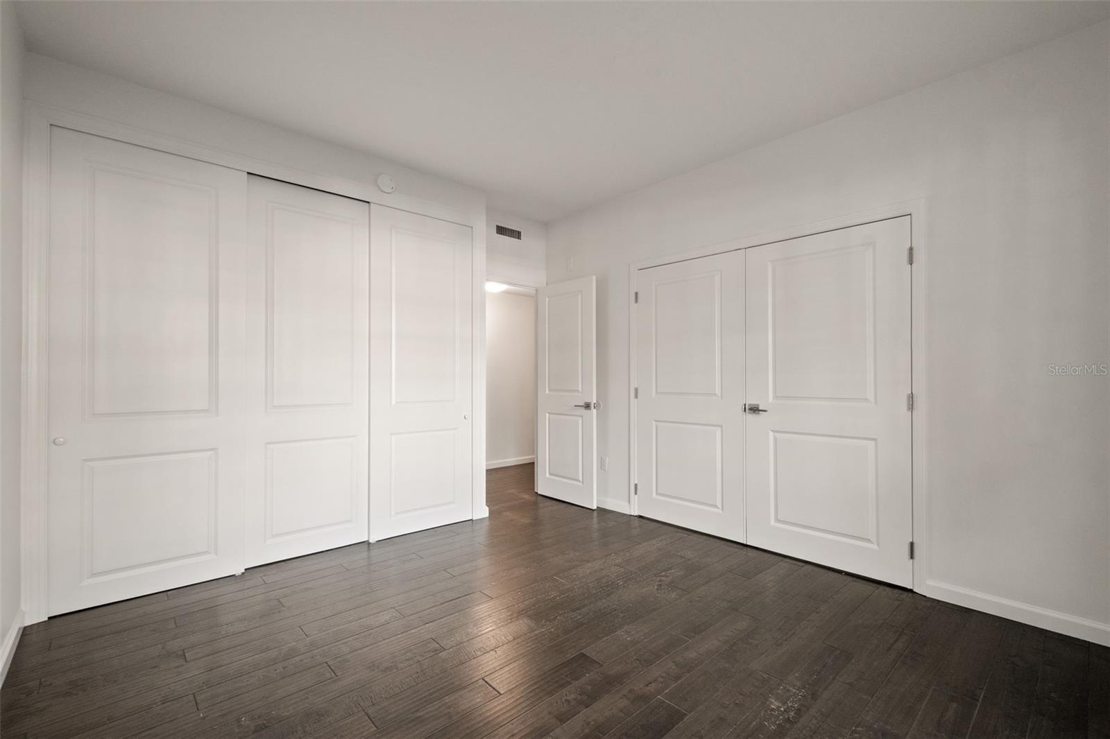 CLOISTERS CONDO - Residential