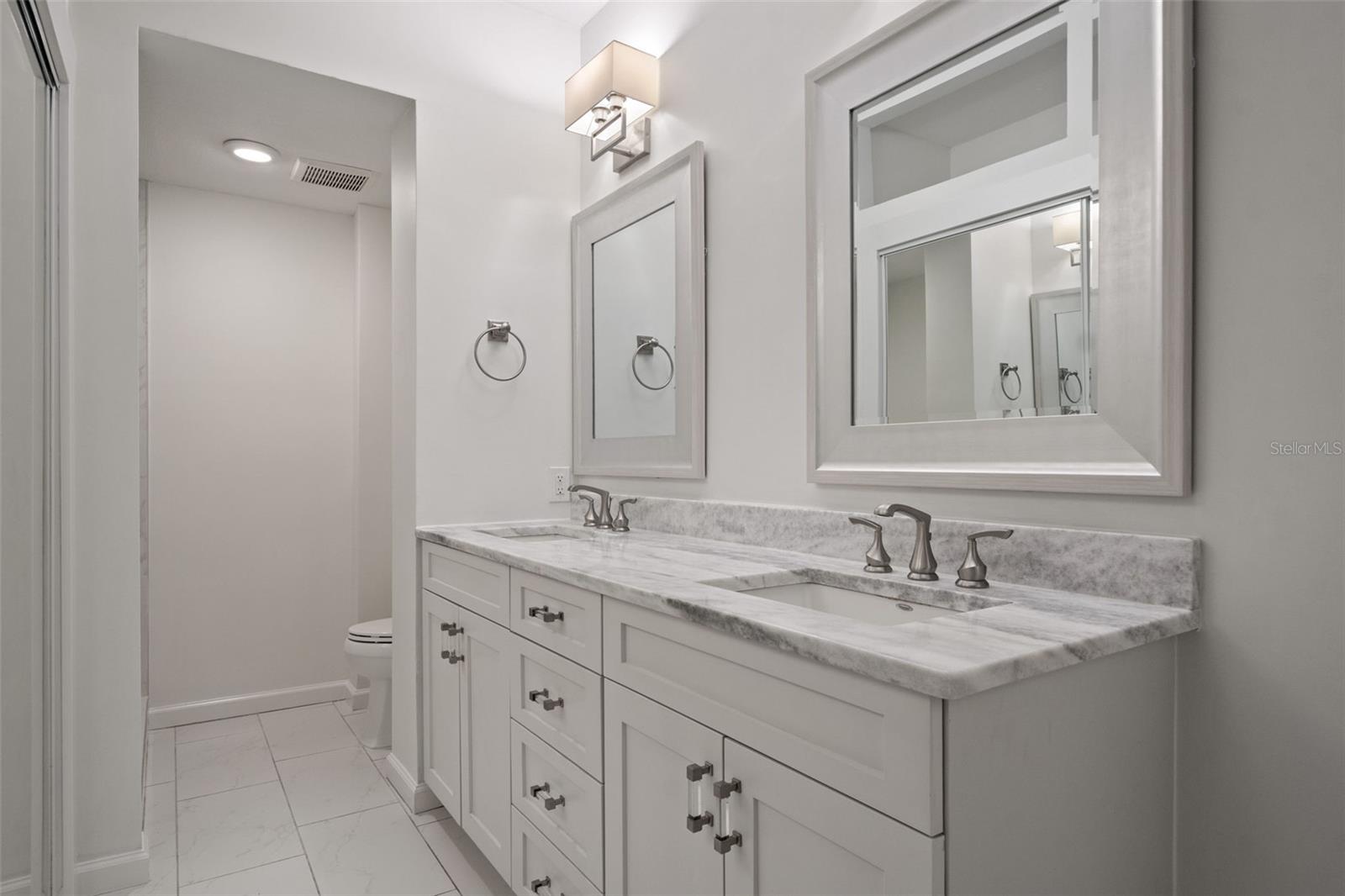 CLOISTERS CONDO - Residential