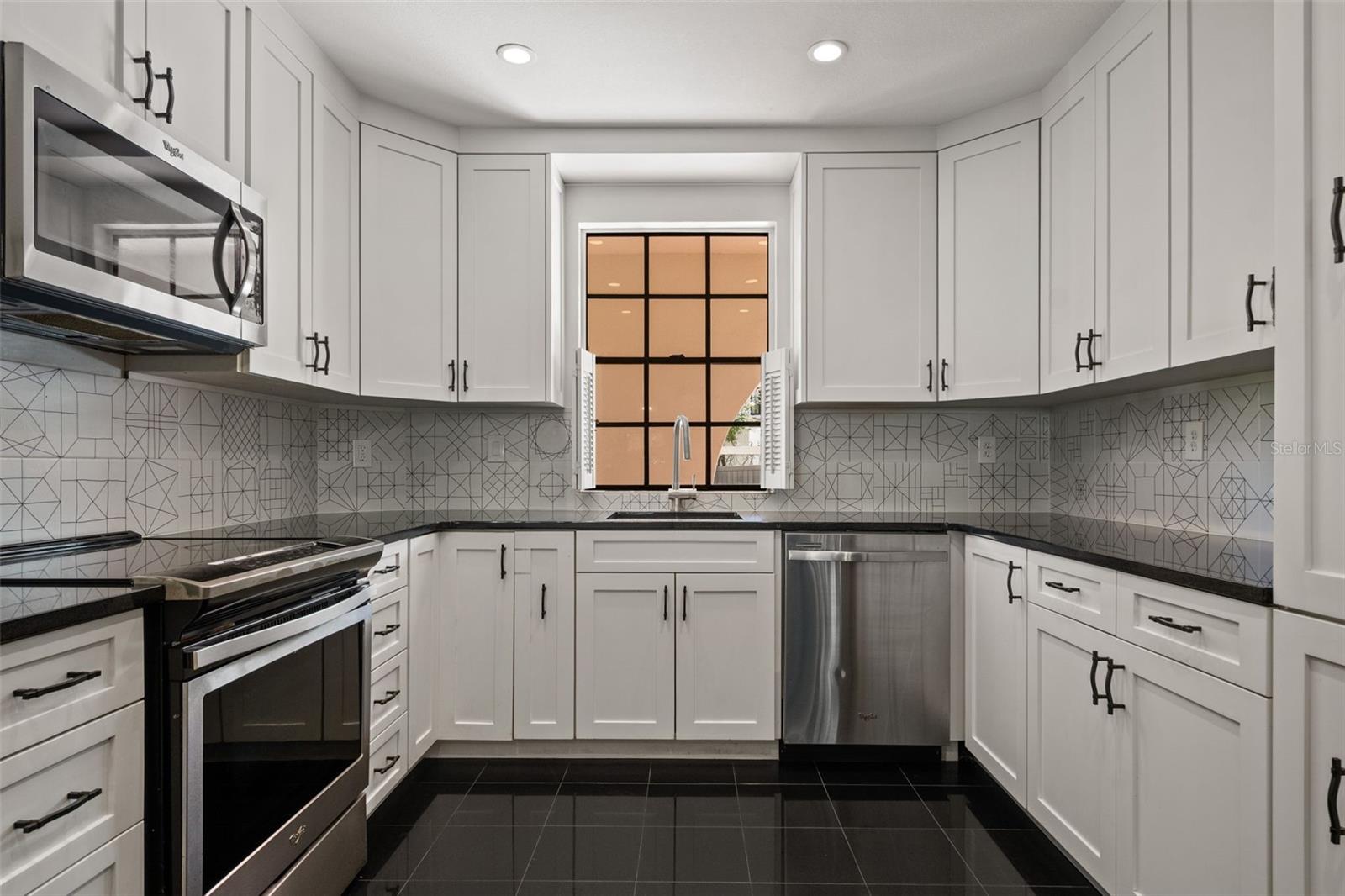 CLOISTERS CONDO - Residential