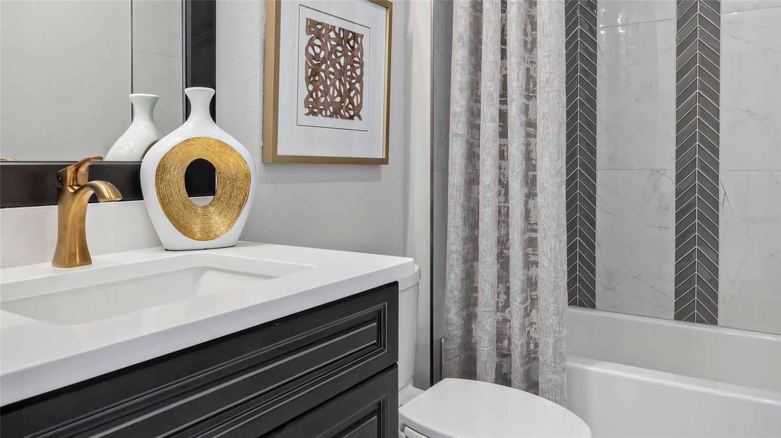 CRESSWIND AT LAKE HARRIS - Residential