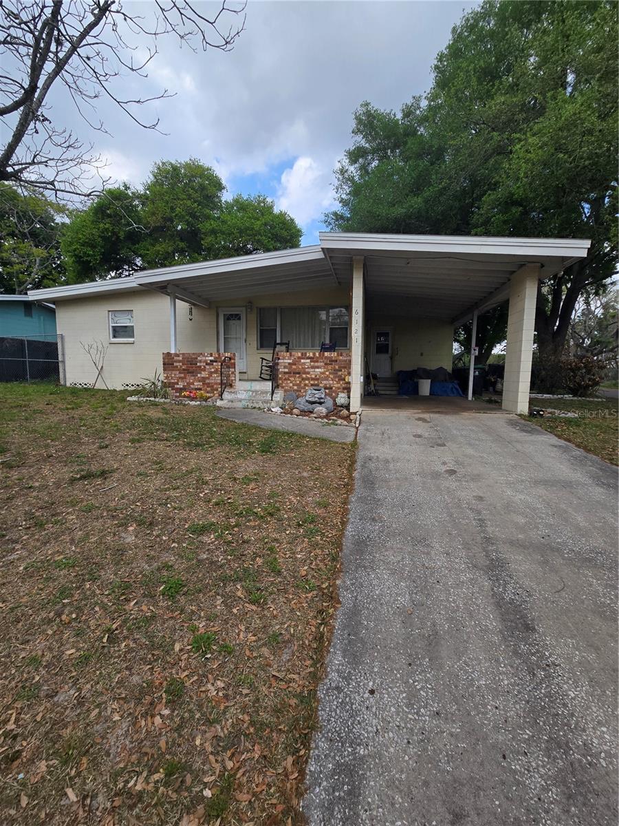 6121 W AMELIA STREET