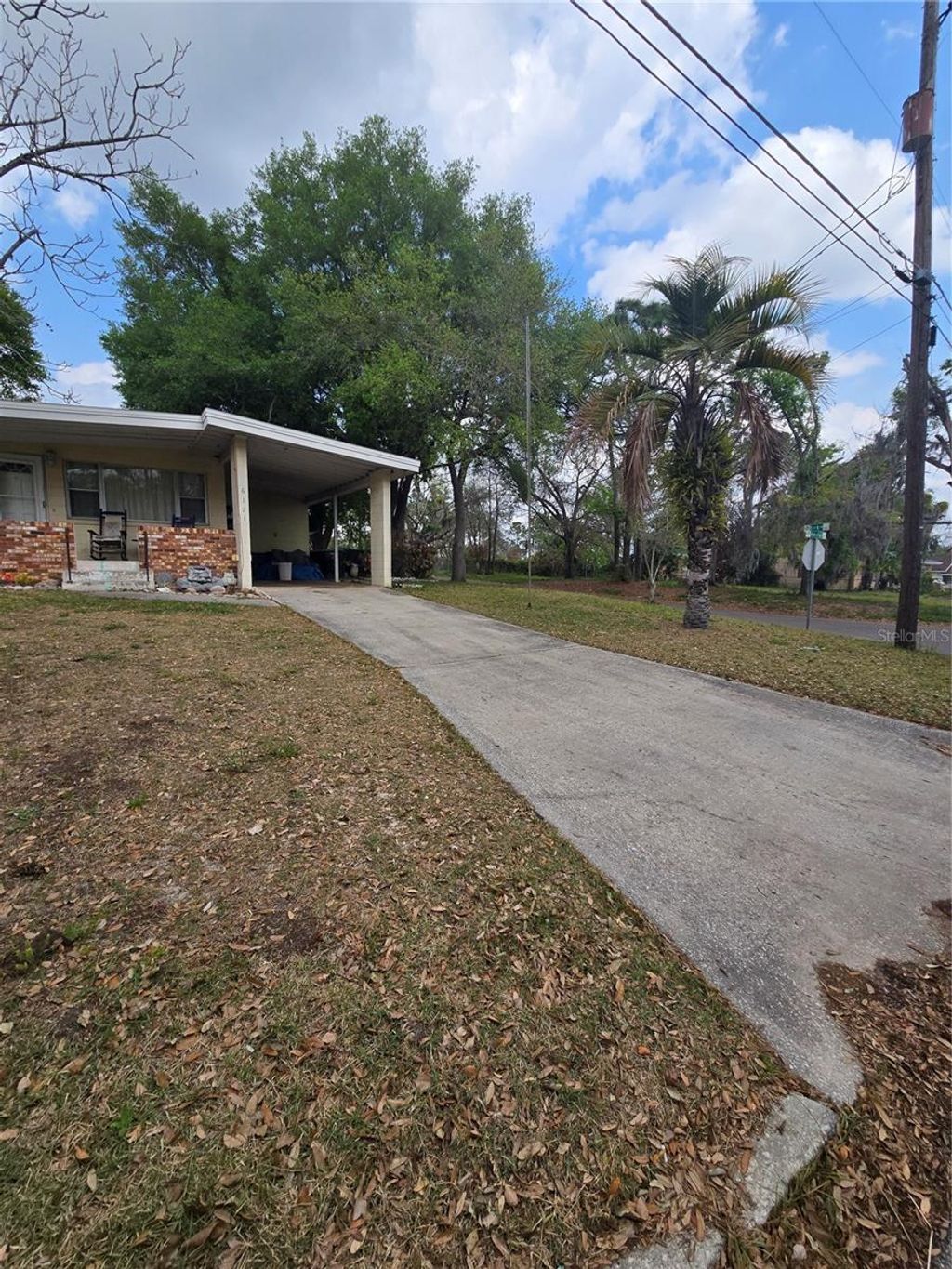 Photo of 6121 W Amelia Street, Orlando, FL 32835 (MLS # A4688387)