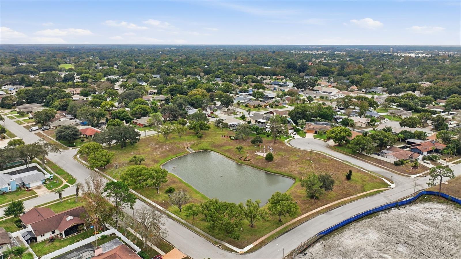 LAKESIDE WOODLANDS - Residential