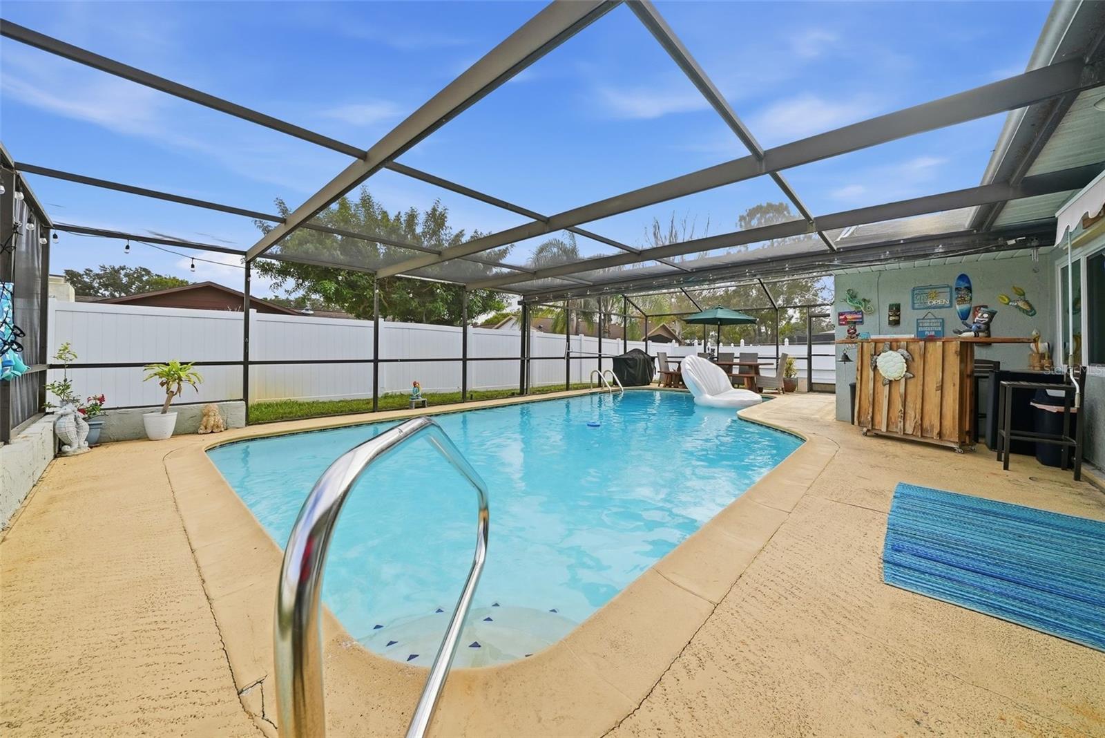 LAKESIDE WOODLANDS - Residential