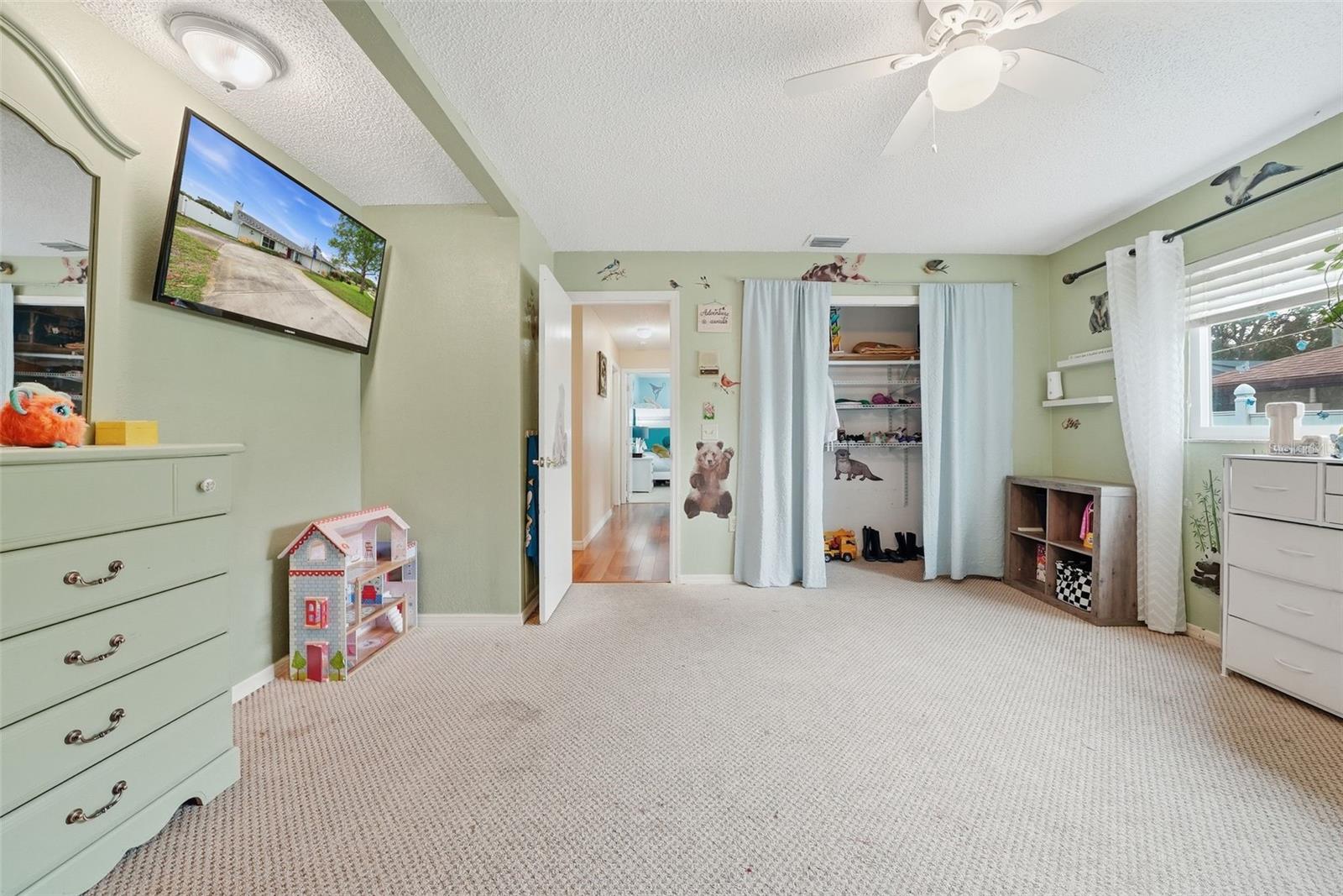 LAKESIDE WOODLANDS - Residential