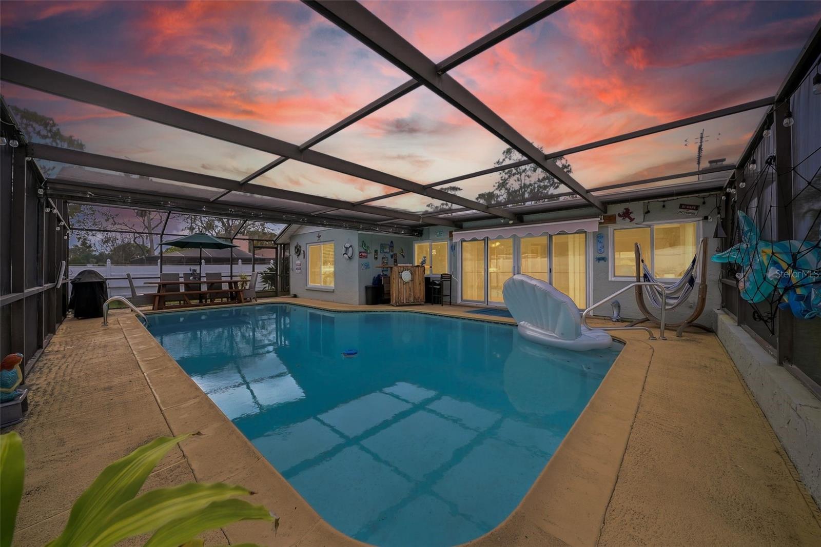 LAKESIDE WOODLANDS - Residential