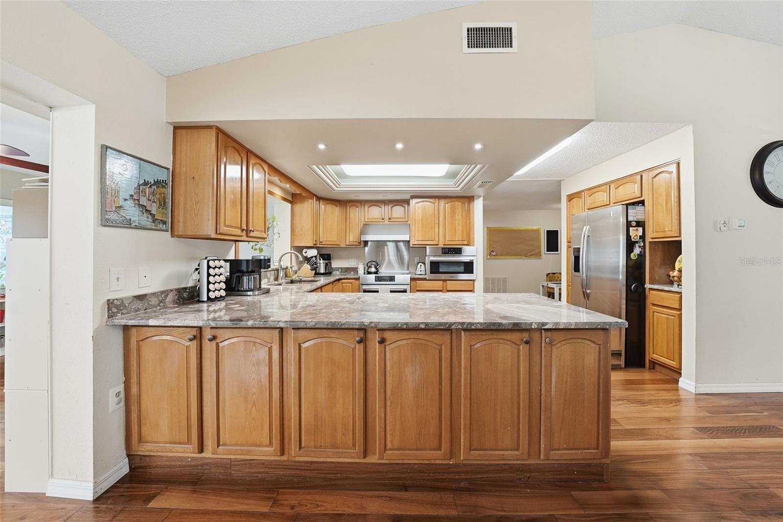 LAKESIDE WOODLANDS - Residential