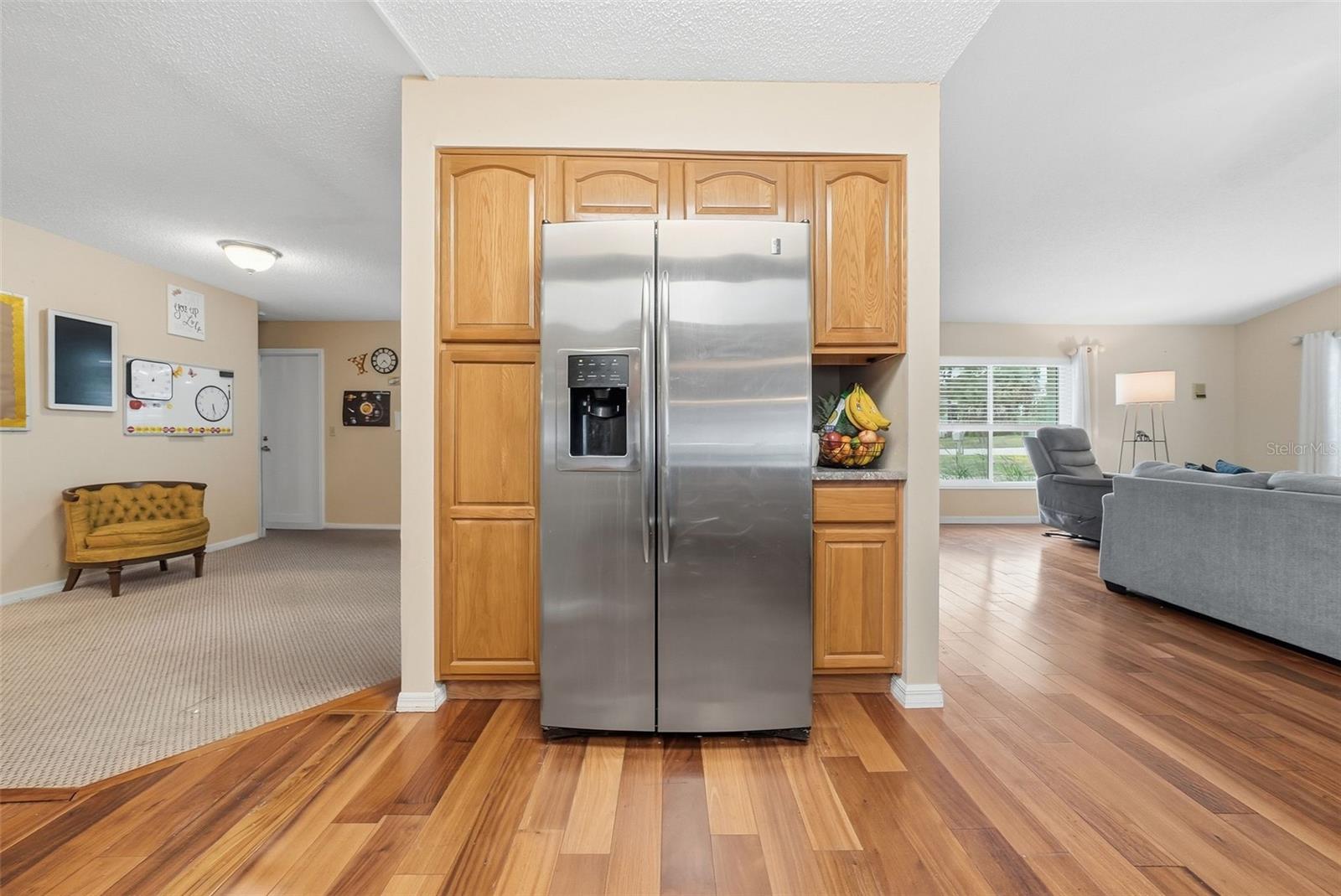 LAKESIDE WOODLANDS - Residential