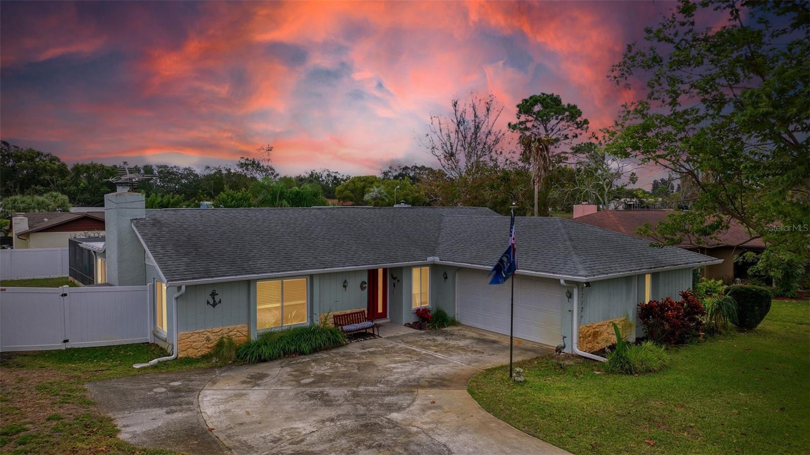 7712 LAKESIDE WOODLANDS