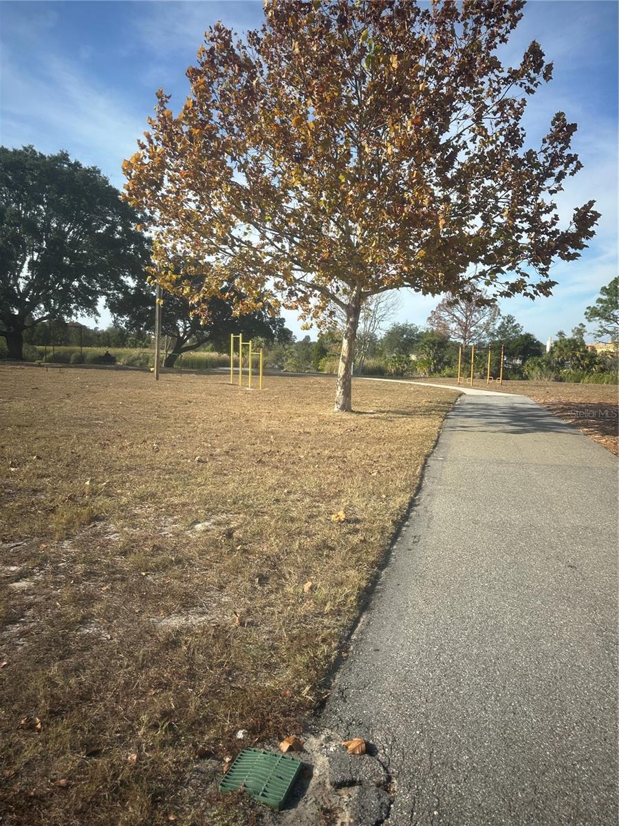 LAKESIDE WOODLANDS - Residential