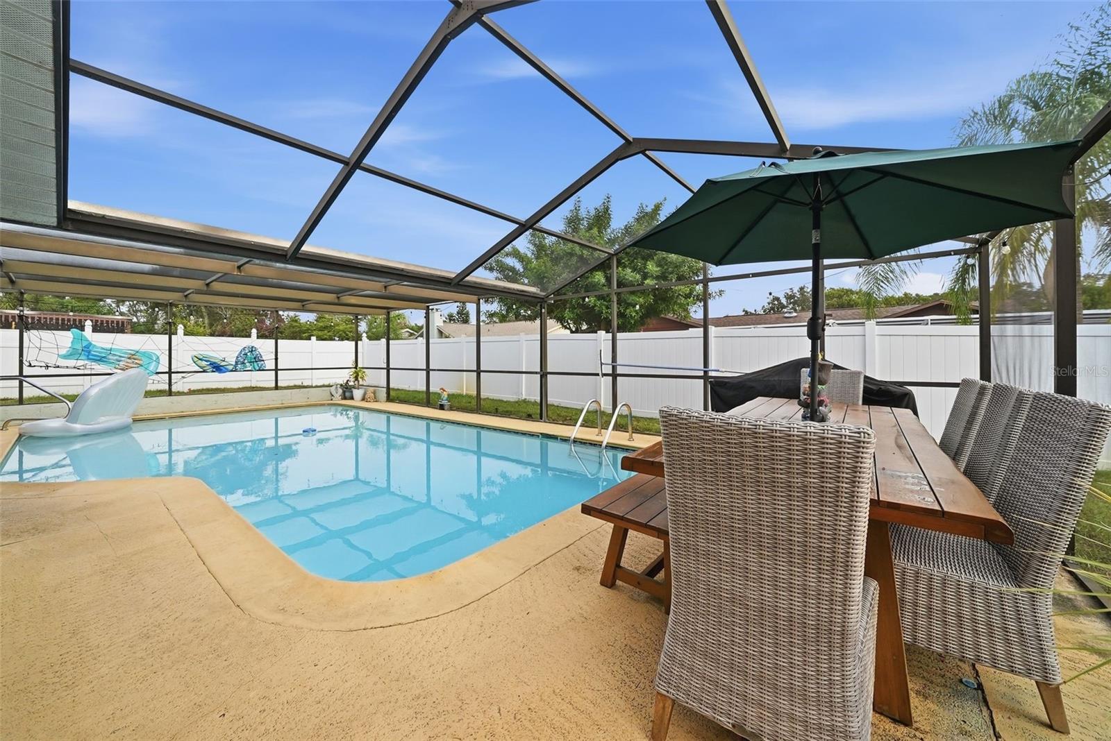 LAKESIDE WOODLANDS - Residential