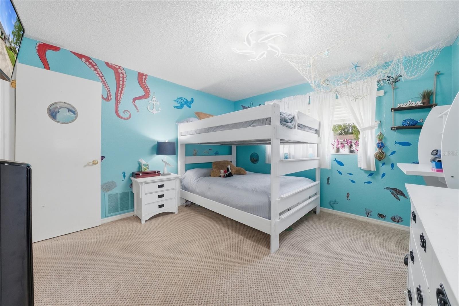 LAKESIDE WOODLANDS - Residential