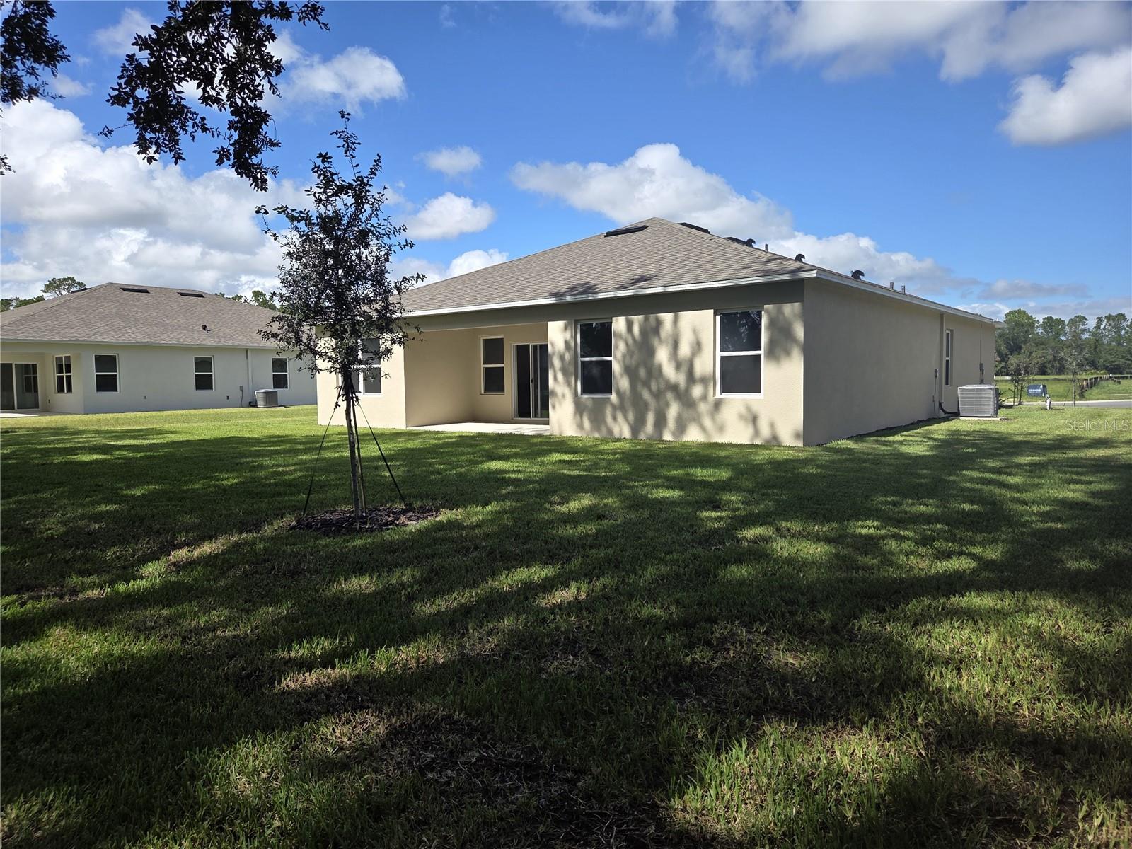 2404 DAWSON COURT