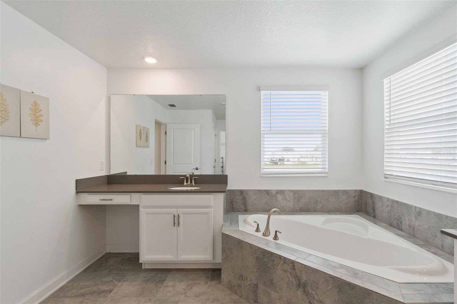 HANOVER LAKES PH 2 - Residential