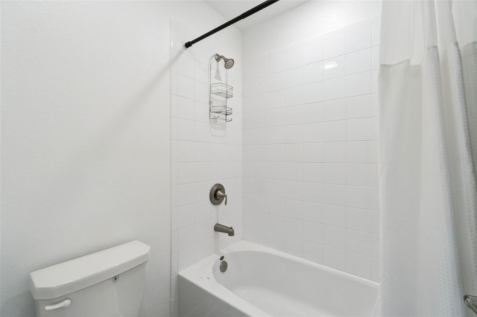 HANOVER LAKES PH 2 - Residential