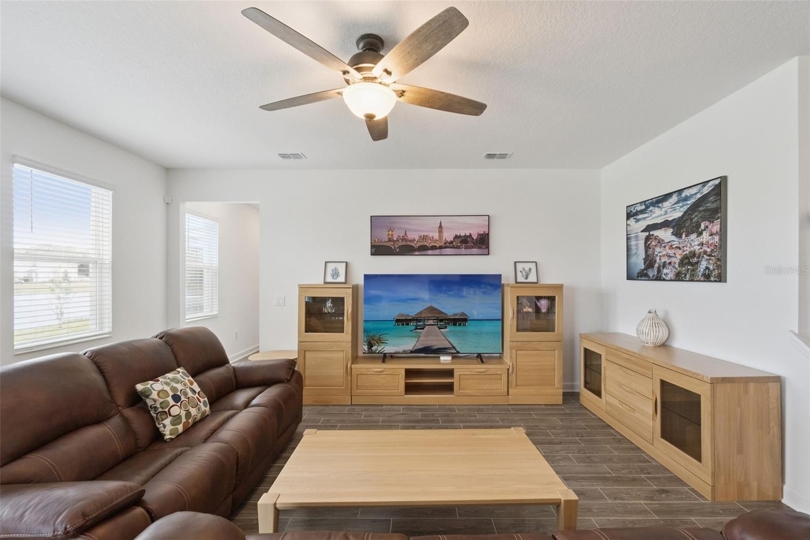 HANOVER LAKES PH 2 - Residential