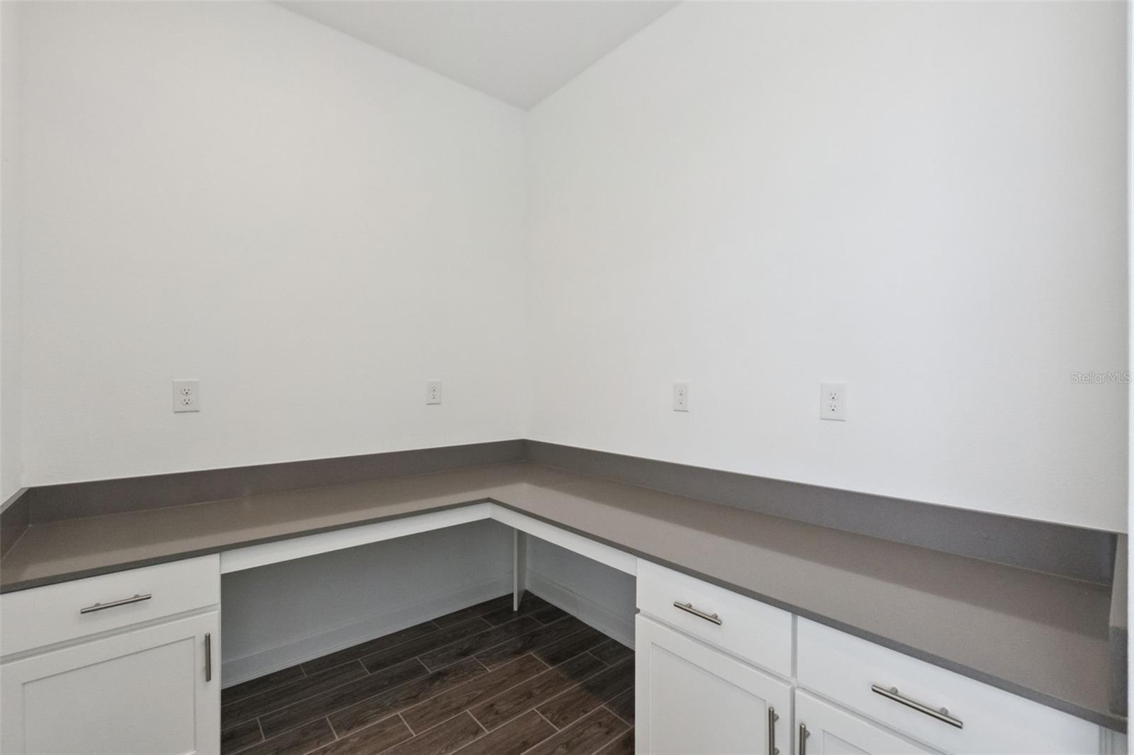 HANOVER LAKES PH 2 - Residential