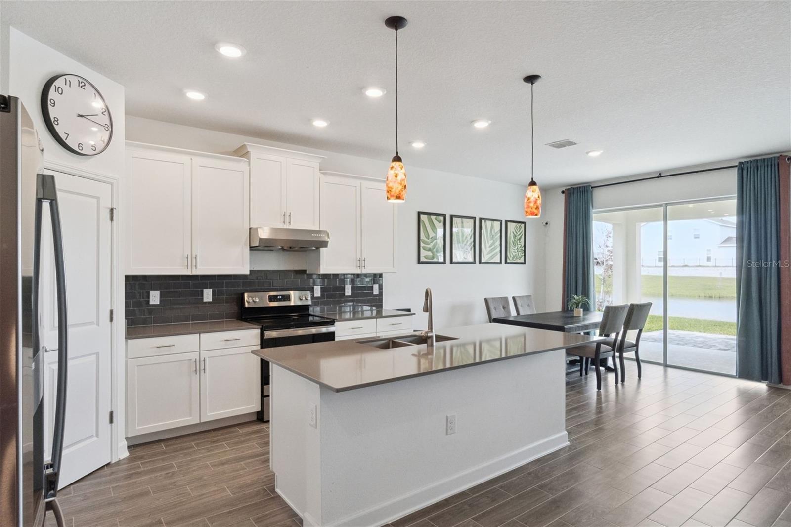 HANOVER LAKES PH 2 - Residential