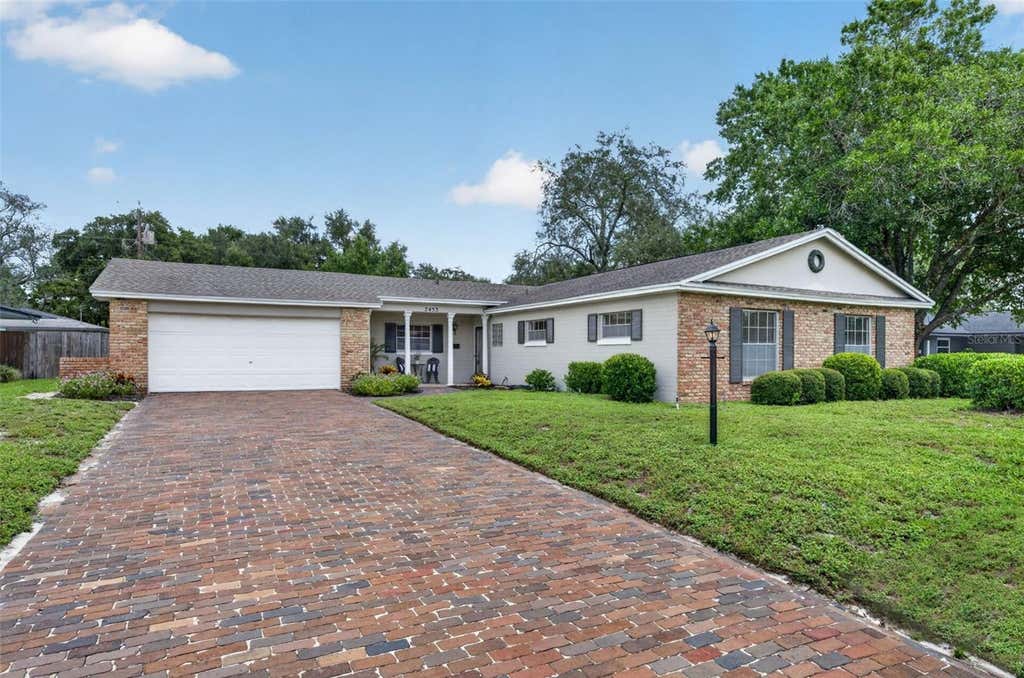 Photo of 2453 Worthington Road, Maitland, FL 32751 (MLS # O6433200)