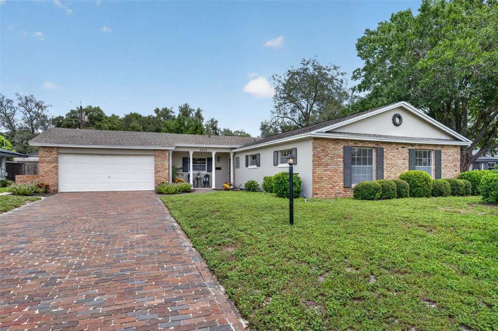 Photo of 2453 Worthington Road, Maitland, FL 32751 (MLS # O6433200)